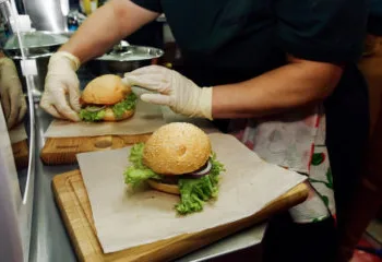 Staffing agencies fined over €800,000 for Grand Prix labour