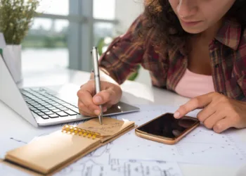 Tougher checks on freelancers have cut numbers but not by much