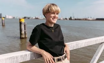 ‘Het moederschap heeft een gekke uitsluiting’