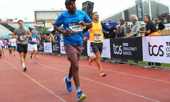 Het jaar van postbode Ahmed Abdillahi, die 25 marathons voor armoede liep