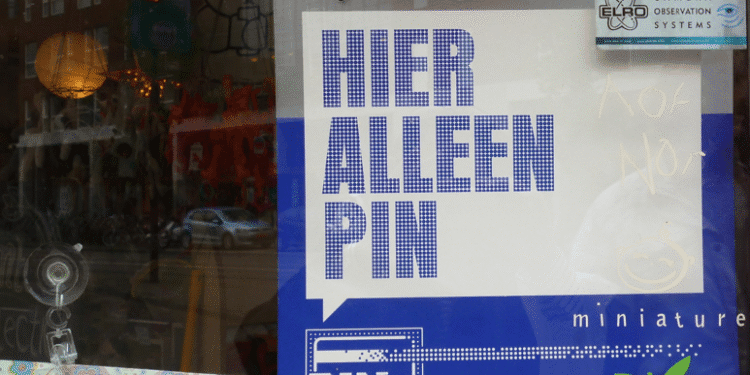 VVD and D66 drop plan to relax the rules on cash payments