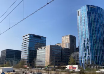 MPs agree to lift Dutch 20% limit on financial sector bonuses