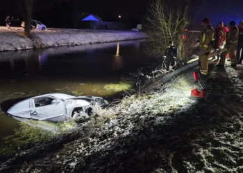 Overnight snow brings slippery roads, a grey weekend ahead