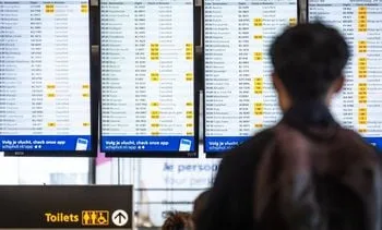 Veel vluchten Schiphol vertraagd of geannuleerd wegens weer