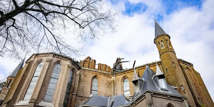 Vondelkerk fire framed as “jihadist” attack in minutes: report