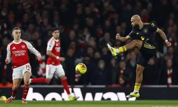 ManUnited maakt einde aan ongeslagen reeks koploper Arsenal