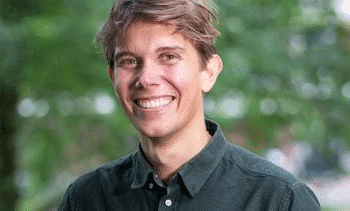 Psycholoog Merijn (33) maakte van zijn leven een ‘geluksexperiment’, zo bereik je geluk