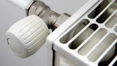 Huis verwarmen tijdens sneeuw kost wekelijks 80 euro: bespaar zo