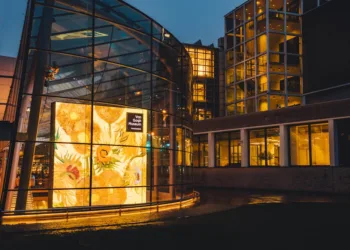 More people have a Museumkaart, and digital cards are popular