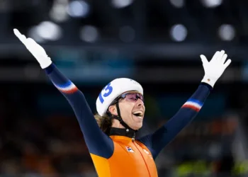 More Dutch golds in skating mass start, taking medal total to 20