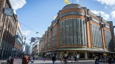 Bijenkorf en HEMA in centrum Den Haag ontruimd na gaslek