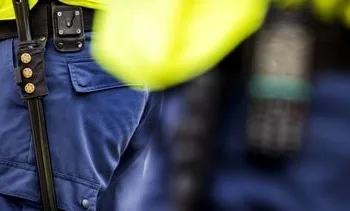 NS begint proef met wapenstok voor boa’s na toename agressie