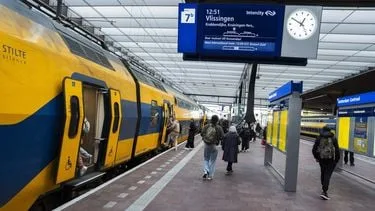 deze smsjes van de ‘NS’ kunnen je een hoop geld kosten