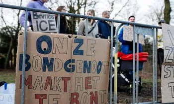 Zo’n honderd mensen bij demonstratie in Den Haag tegen ICE