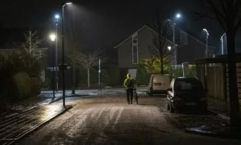 Code rood in delen Nederland: geen treinen, veel ongelukken