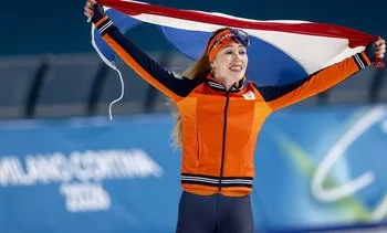 Rijpma-de Jong verovert bij Spelen Milaan goud op 1500 meter
