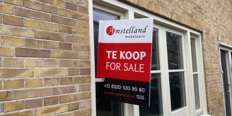 Were Amsterdam ground rents explained to non-native Dutch?