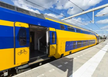 Delays continue on train service between Amsterdam and Utrecht