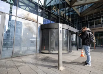 Islamic group claims small explosion outside Amsterdam office