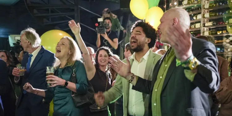 Exitpoll: partij De Mos grootste in Den Haag met 17 zetels