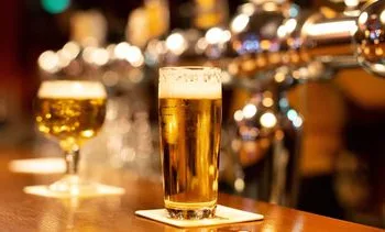 bruine kroeg is officieel immaterieel erfgoed