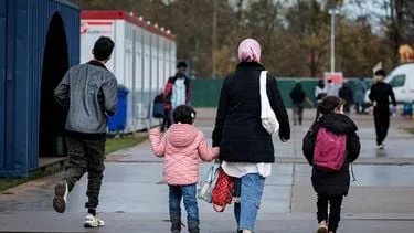 Asielminister vraagt gemeenten met spoed om asielopvanglocaties