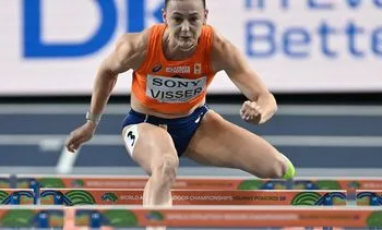 Visser met seriewinst naar halve finales 60 meter horden op WK