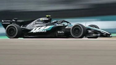 Antonelli zegeviert ook in Grote Prijs Japan, Verstappen achtste