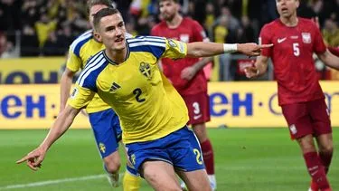 Zweden speelt tegen Oranje op WK voetbal na play-offzege op Polen