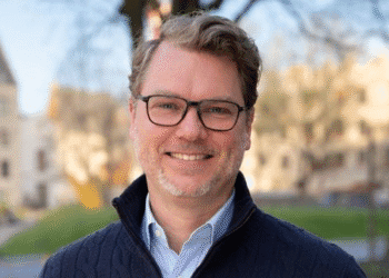 ‘Signalen dat ouders opbranden door eigen kind’