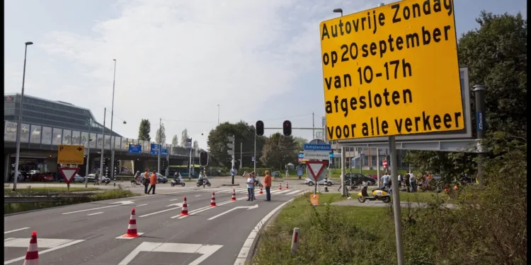 Will car-free Sundays come back? Two-thirds support the idea