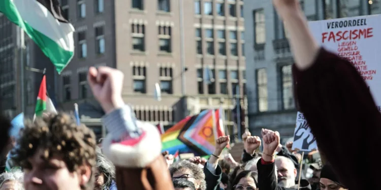 Online hate drives record year for discrimination reports
