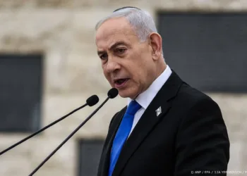 Netanyahu beveelt zware aanvallen op Hezbollah