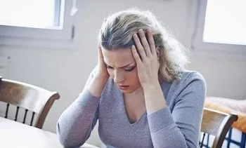 Het gelukshormoon serotonine heeft dit effect op oorsuizen