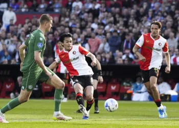 Feyenoord open up gap in race for second as Twente and NEC draw
