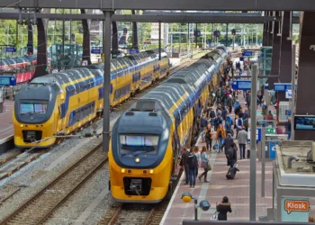 Green group urges EU action on “stone age” rail ticket systems