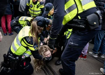 Alle demonstranten dodenherdenking weer op vrije voeten