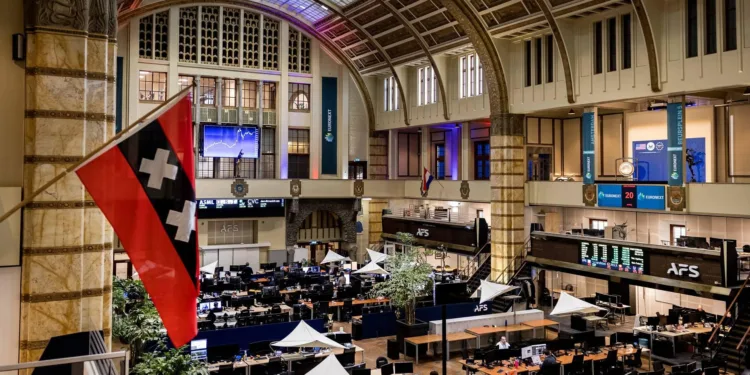 AEX-index in Amsterdam stijgt tot hoogste slotstand ooit