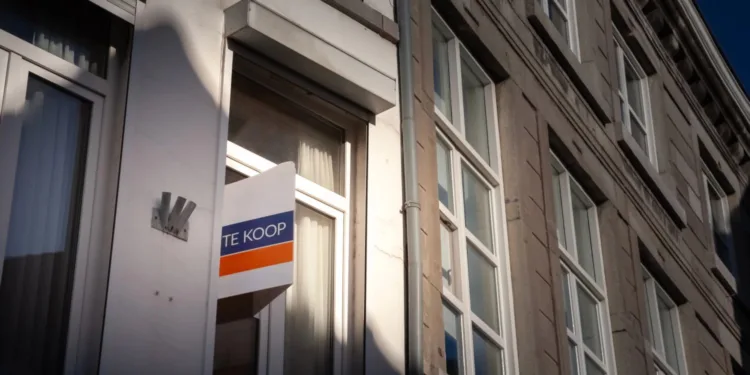 Tax breaks for homeowners deepen Dutch wealth divide: CPB