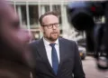 Minister Heerma noemt aanval op D66-partijkantoor ‘laffe daad’
