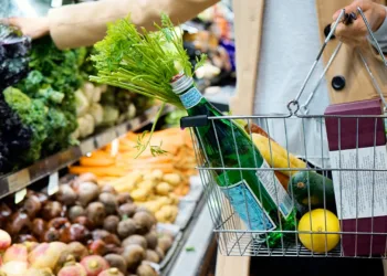 Marjan (57) in Opgebiecht: ‘Ik doe nog steeds boodschappen voor mijn volwassen kinderen’