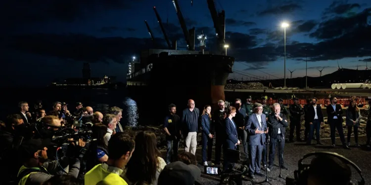 Hondius komt zondagochtend bij Tenerife, daarna naar Rotterdam