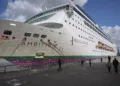 Norovirus-uitbraak op cruiseschip: één dode, 1700 mensen in quarantaine