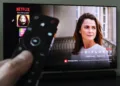 Zo kun je je Netflix-abonnement vanaf volgend jaar goedkoper maken