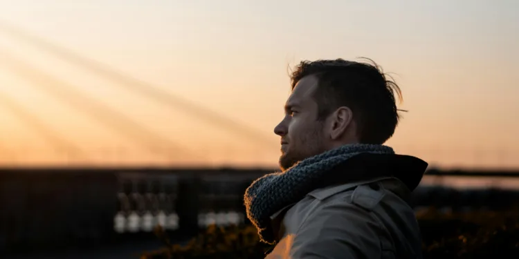 Peter (46): ‘Ik baal dat onze zoon de Toneelschool boven een rechtenstudie kiest, wat moet ik doen?’