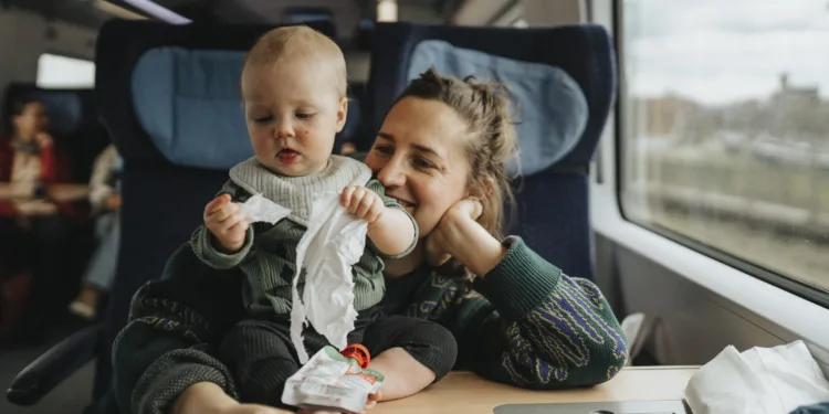 Vliegen deze zomervakantie 13 procent duurder: gezin bespaart tot 868 euro met de trein