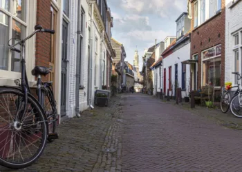 Most Dutch home buyers face unfair bidding, study finds