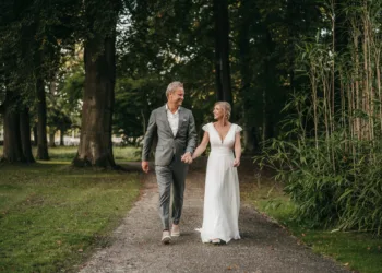 Martijn uit MAFS deelt trouwplannen met 27 jaar jongere vriendin: ‘Alles klopt’