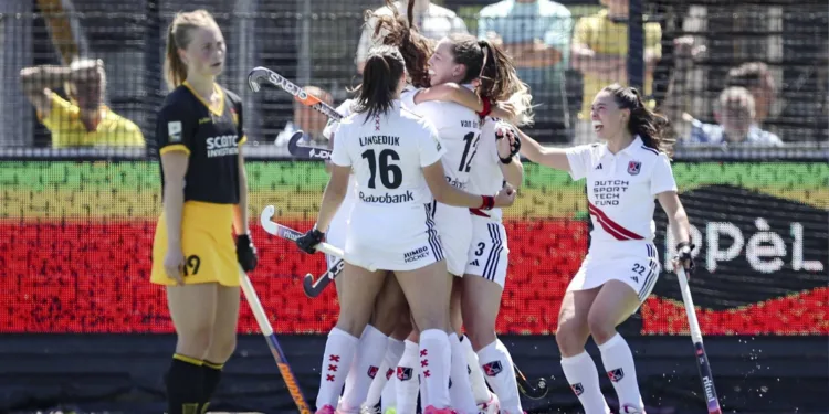 Hockeysters Amsterdam pakken landstitel ten koste van Den Bosch