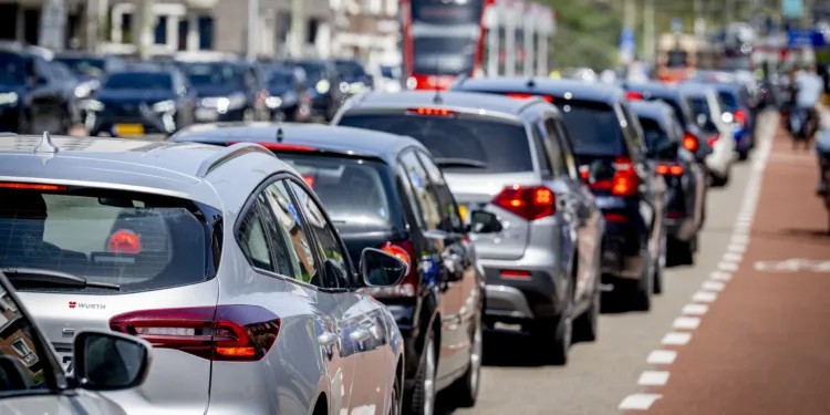 VNG waarschuwt: automobilisten moeten mogelijk maandenlang omrijden en dreigen vaker in de file te staan